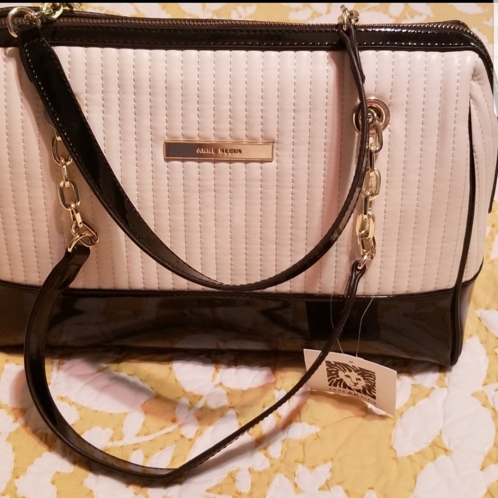Anne Klien white/black Quilted Purse